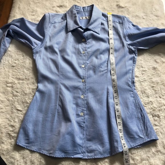 Jill McGowan Striped Button Down Shirt With Ruffle Cuffs Size XS - Picture 8 of 8